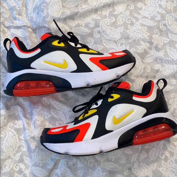 Nike Shoes - Nike sneakers